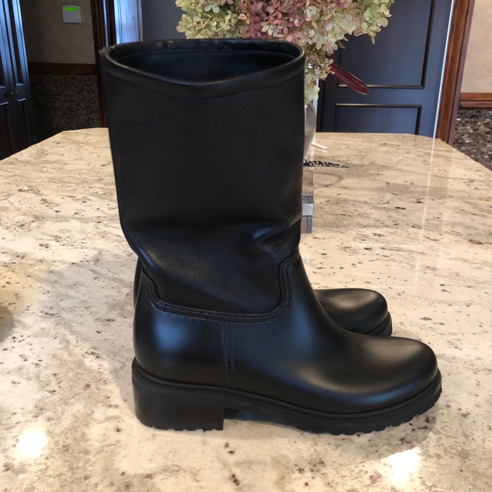 Stuart Weitzman Ankle Boots NWOT